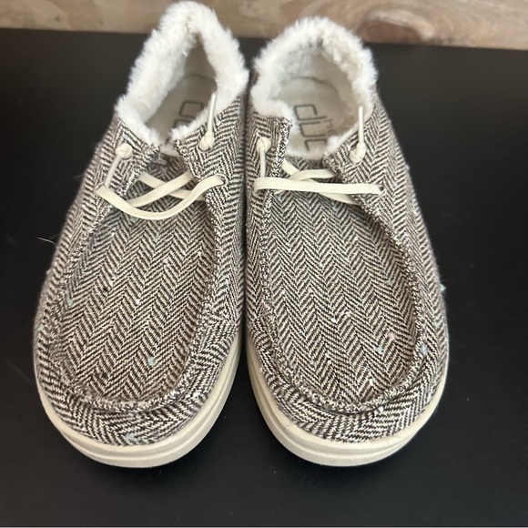 HEY DUDE Womens 8 Brown Herringbone Wendy Rise Slip On Lightweight Loafers Lined - Picture 5 of 9